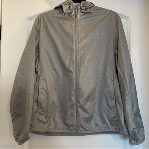 Uniqlo Pocketable Hooded Silver Lightweight Rain Resistant Jacket